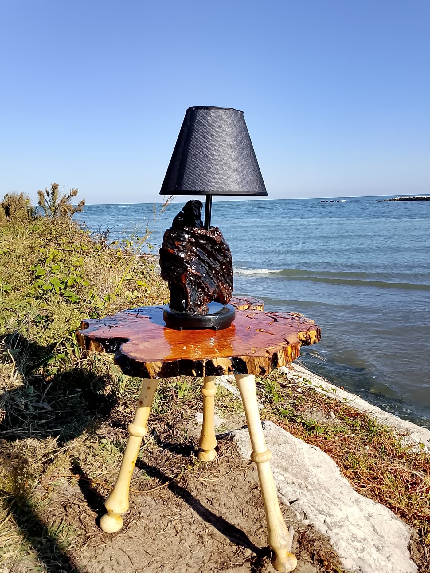 Table Lamp “Helgoland”: Primal Nature Meets Craftsmanship – Detail 1