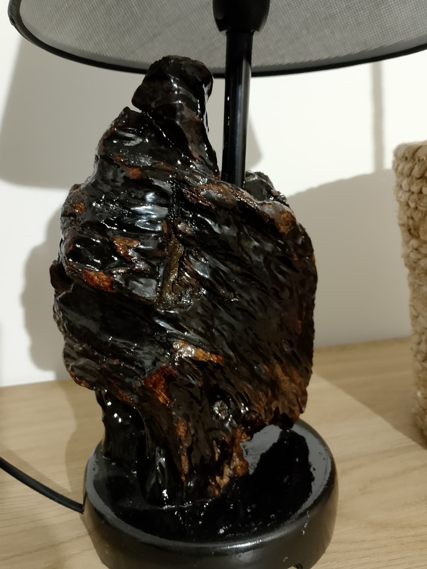 Table Lamp “Helgoland”: Primal Nature Meets Craftsmanship – Detail 3