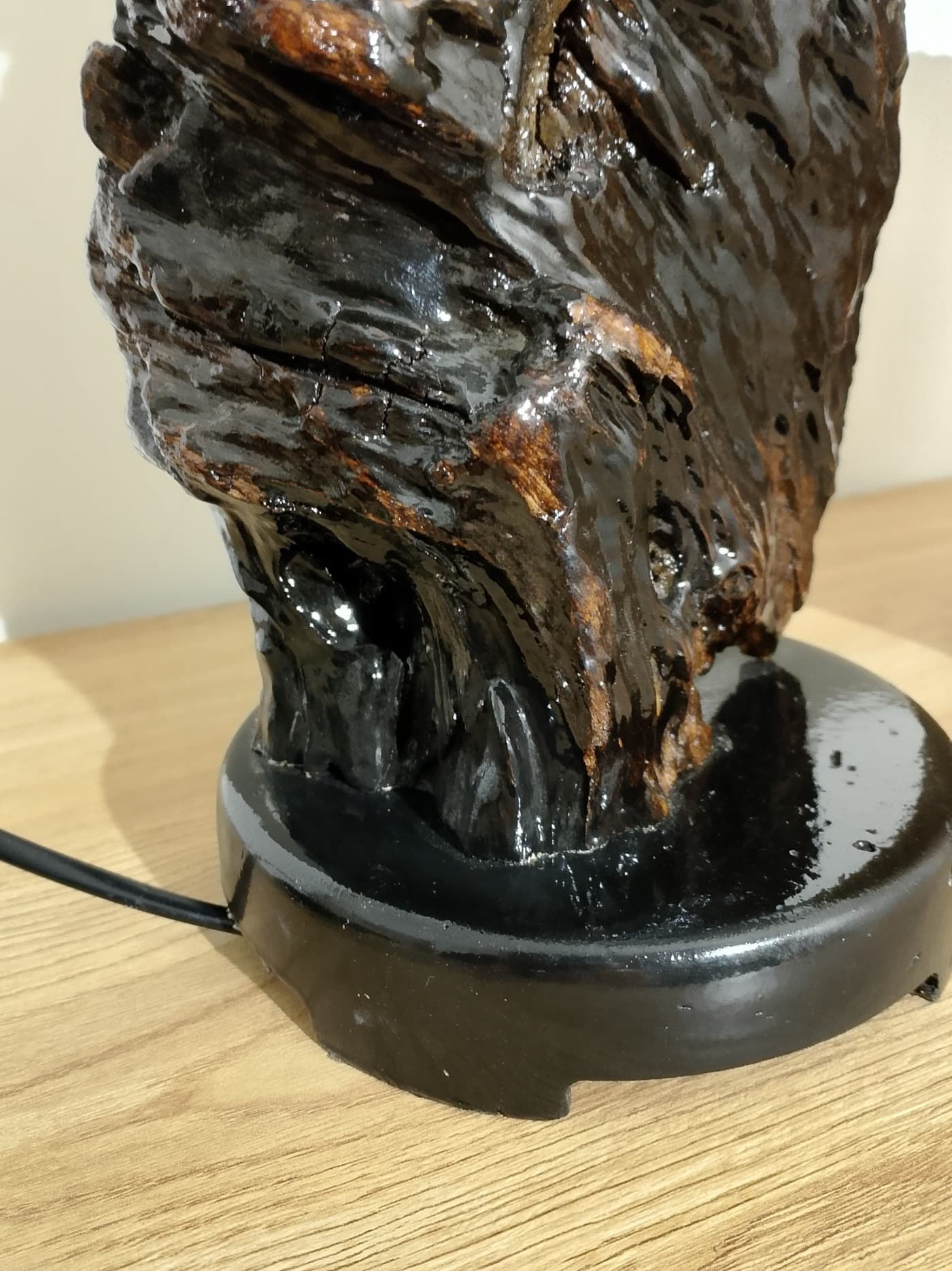 Table Lamp “Helgoland”: Primal Nature Meets Craftsmanship – Detail 4