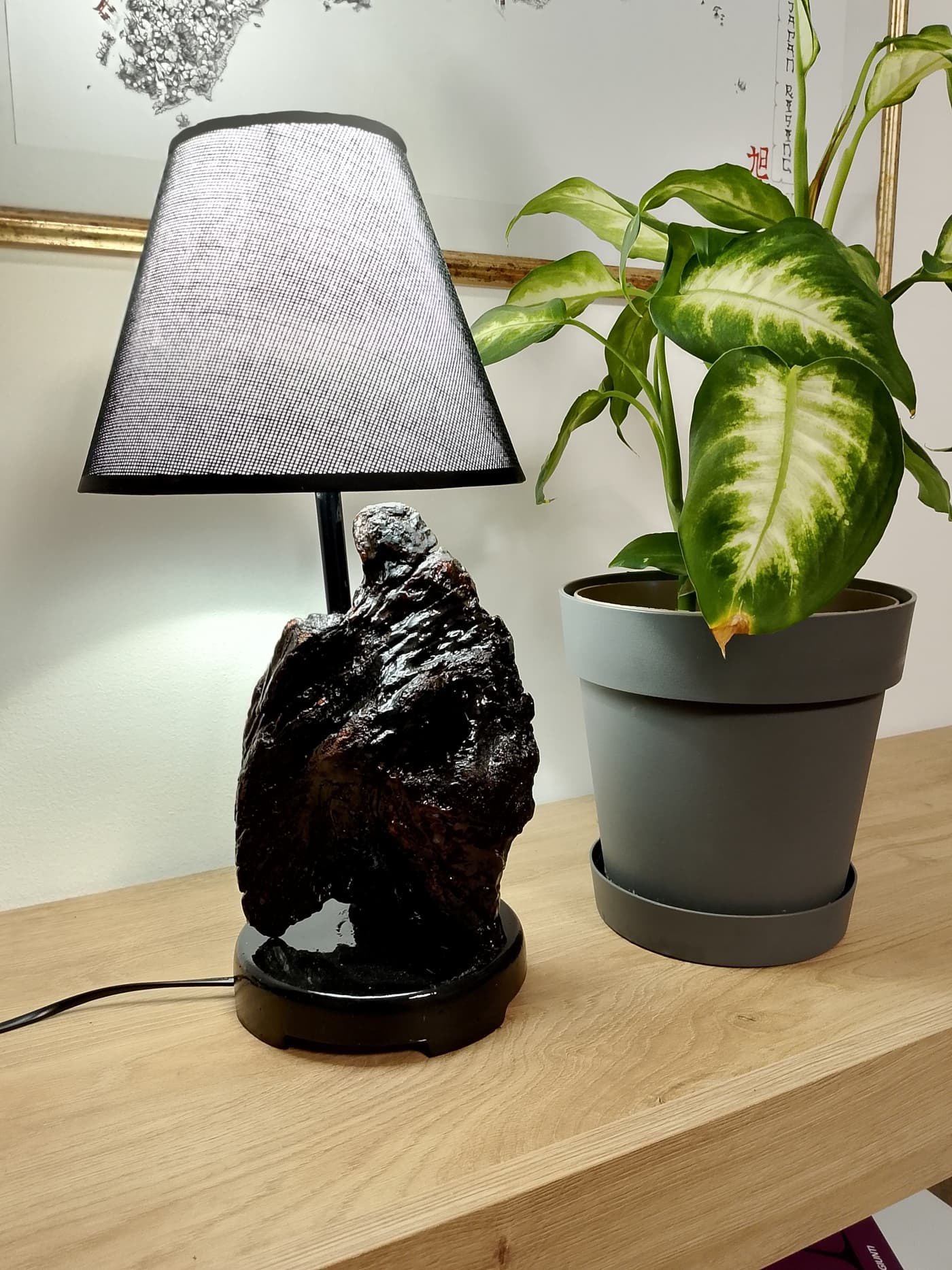 Table Lamp “Helgoland”: Primal Nature Meets Craftsmanship – Detail 5